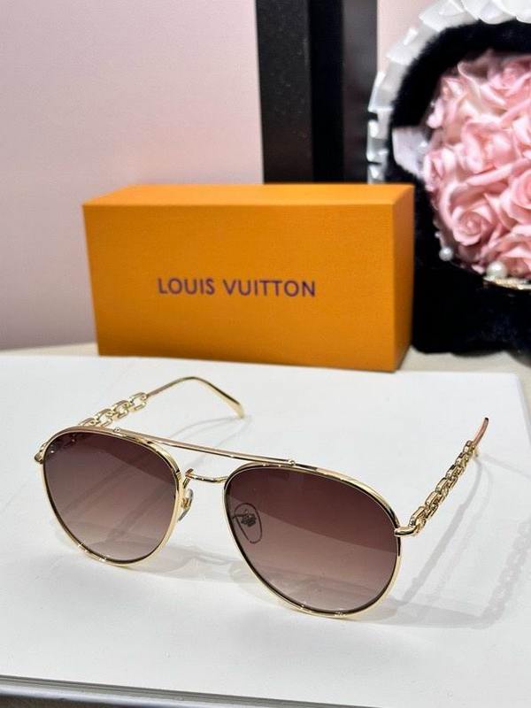 LV Sunglasses 755